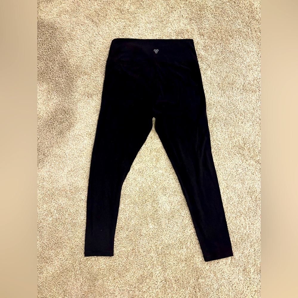 TNA black leggings